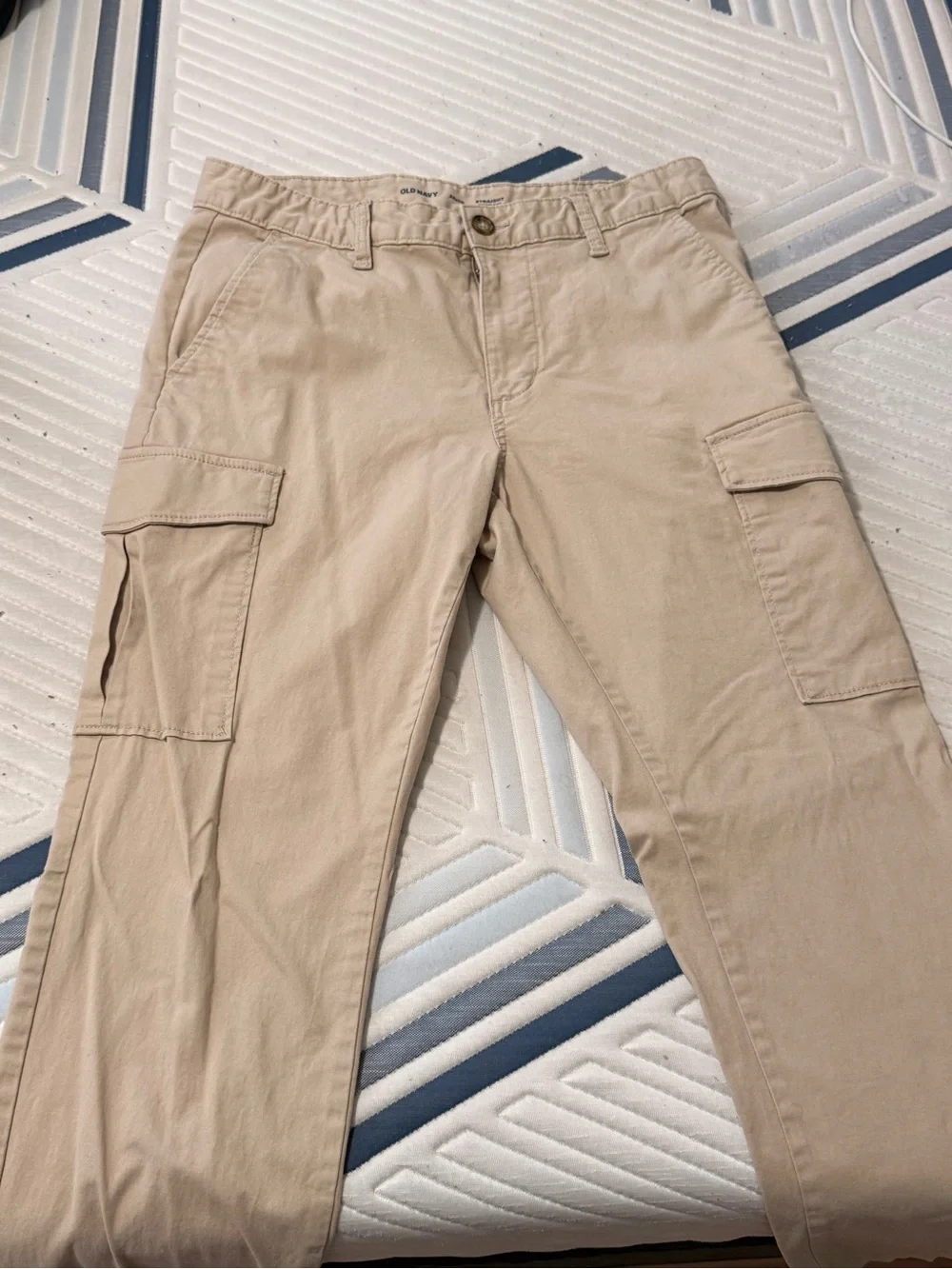 Old Navy Men’s Cargo Pants in Khaki and Charcoal Two-Pack
